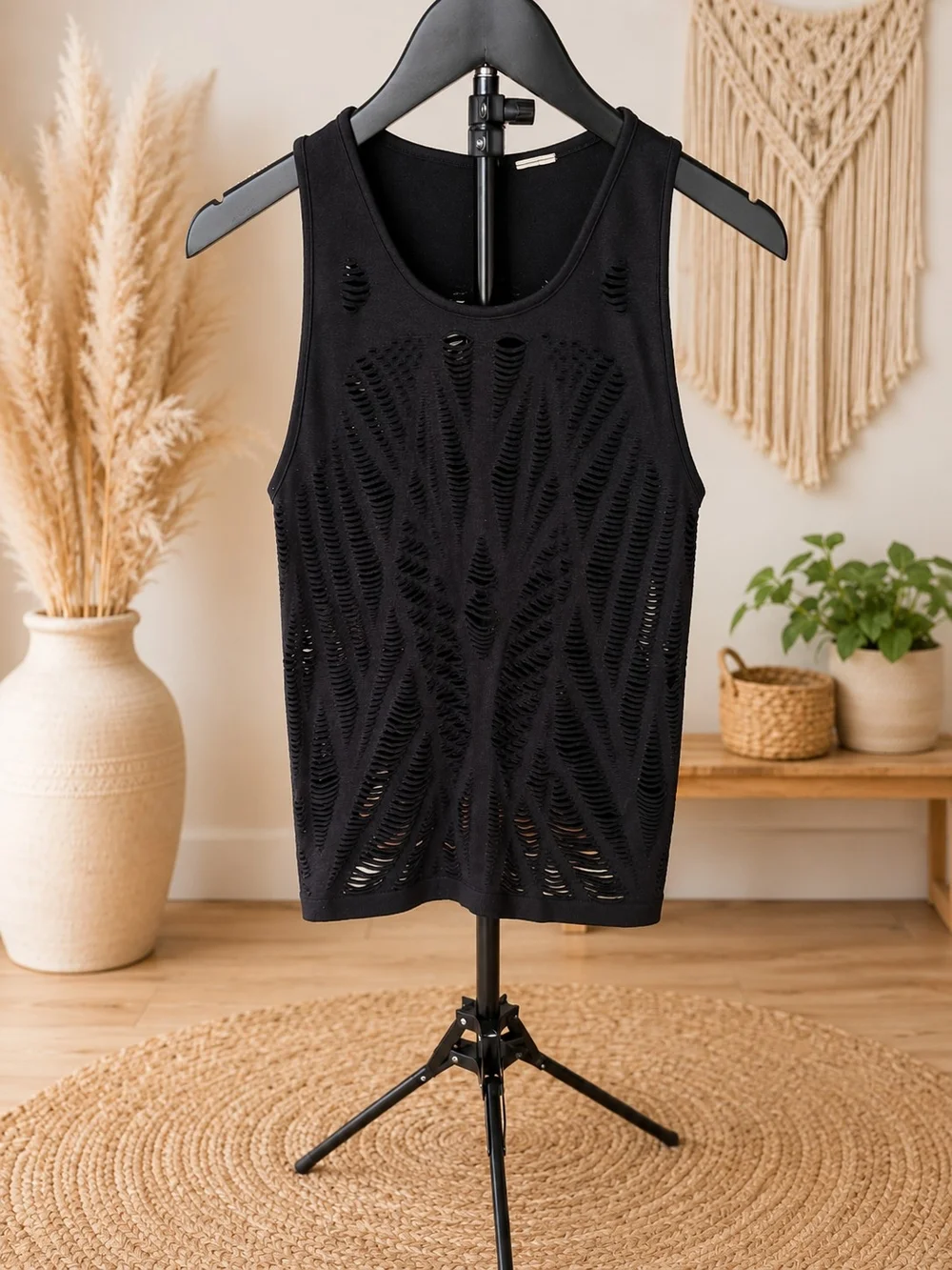 ALO Yoga Black Distressed Sleeveless Tank